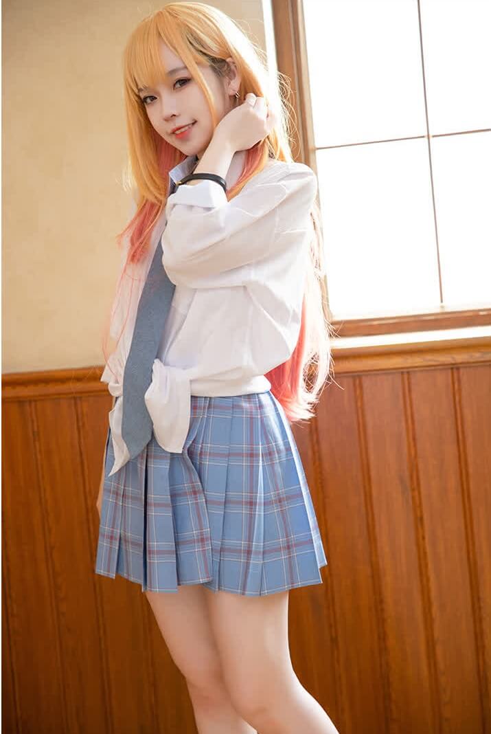 G44不会受伤（囡囡）个人资料与赛博机能风写真全集｜亚文化Cos风格解析