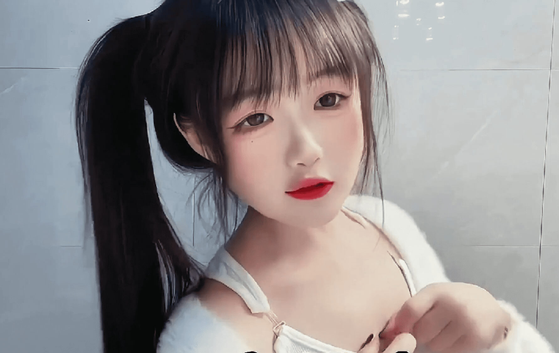 虎森森(嗷呜虎虎)|个人资料、微胖曲线美学与 Cosplay 写真风格解析